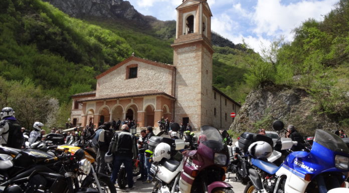BONNIE & RIDE – Madonna dell Ambro
– Moto incontro FINE INVERNO 2023 Motoraduno Cafe-racer.eu Madonna del Ambro